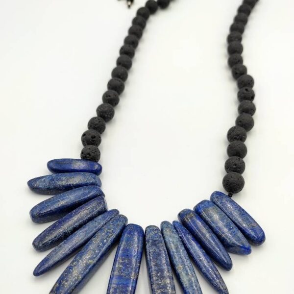neclace with semiprecious gems