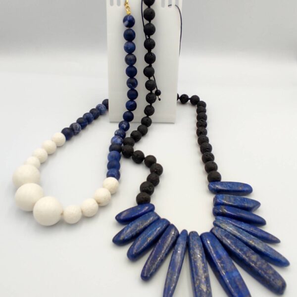 neclace with semiprecious gems