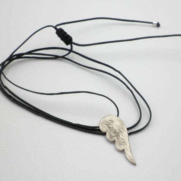 charm angel wings “lucky 22”